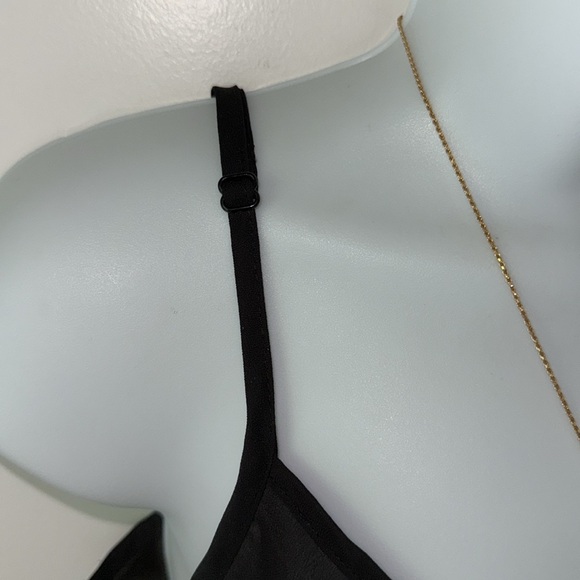 Black sheer camisole Great for under a low cut top - Picture 4 of 6
